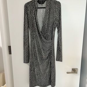 Norma Kamali Kamali kulture gray print dress Size Medium